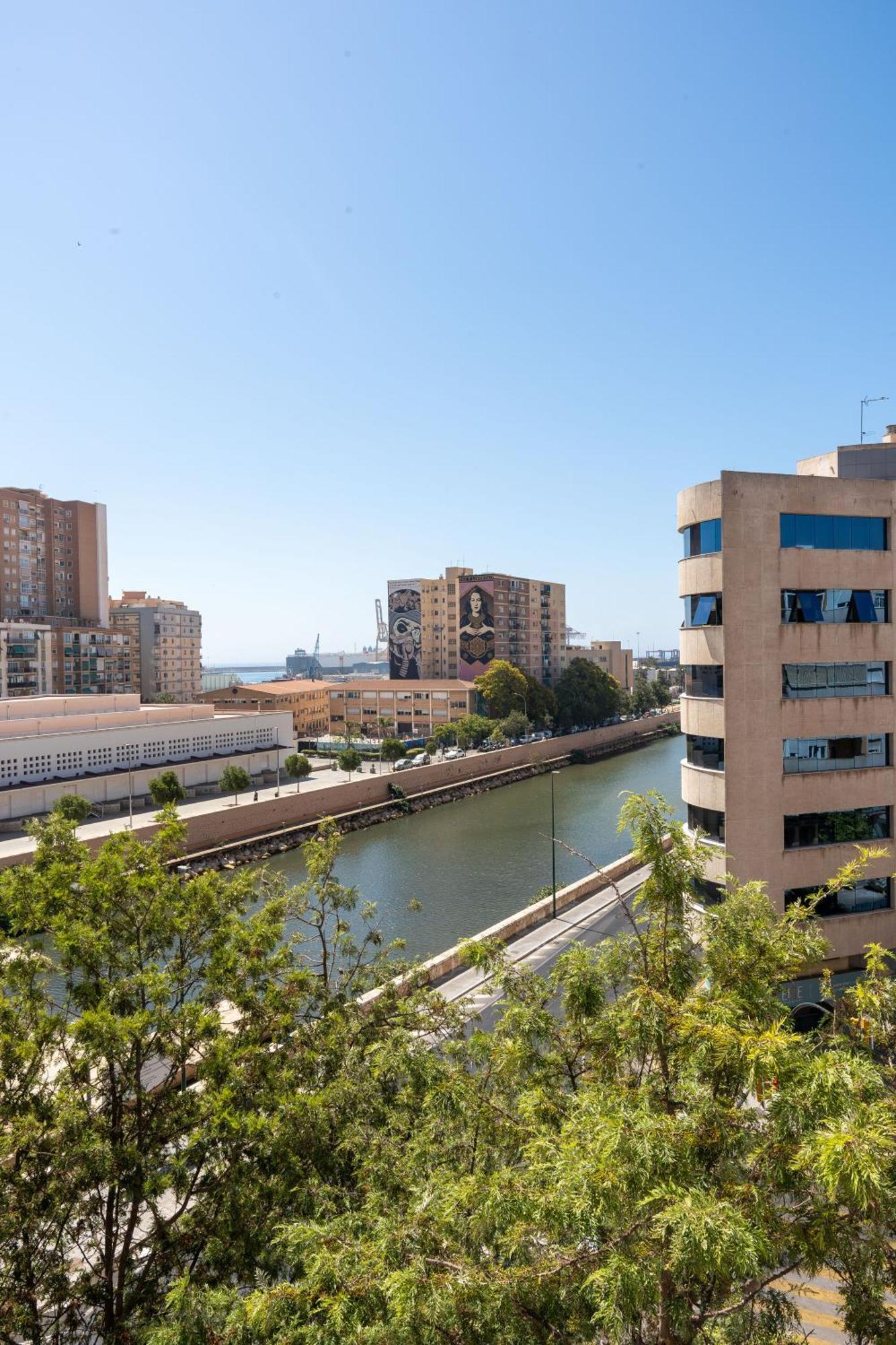 Bubu - Apartamentos En El Centro Malaga Exterior photo