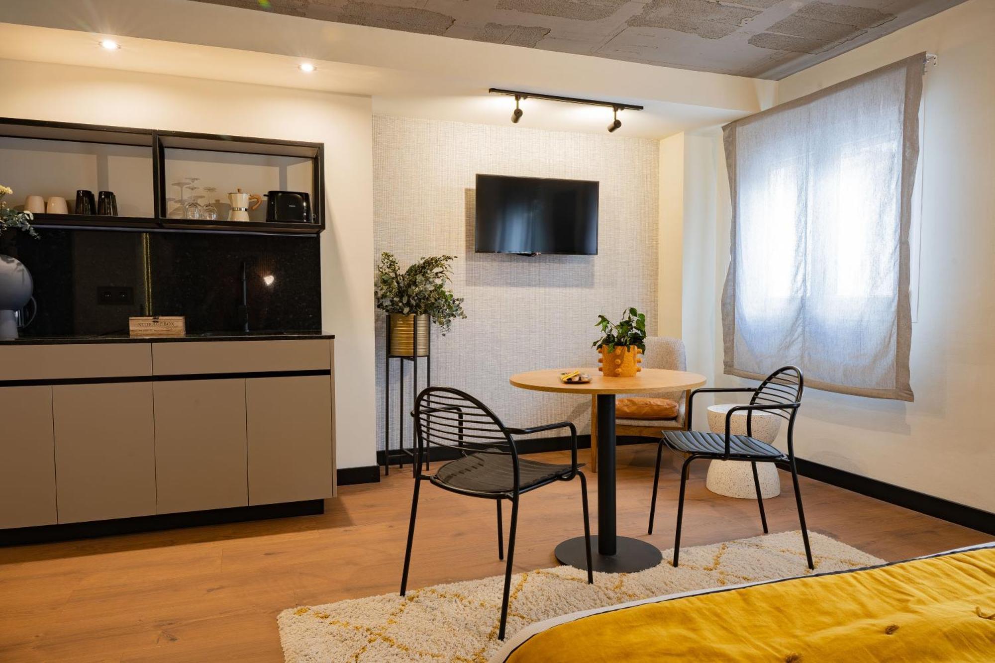 Bubu - Apartamentos En El Centro Malaga Exterior photo